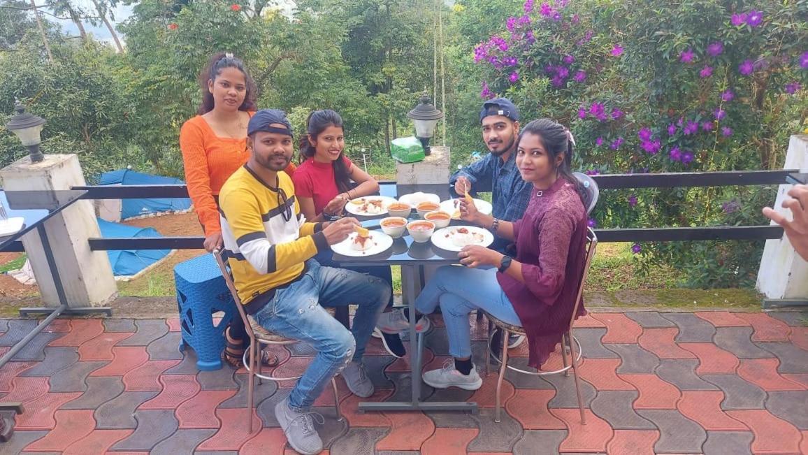 Munnar Tent Hills Resort Devikolam Exteriör bild